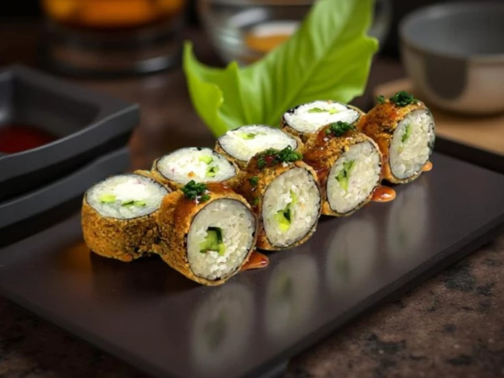 Ролл "Калифорния с крабом темпура"