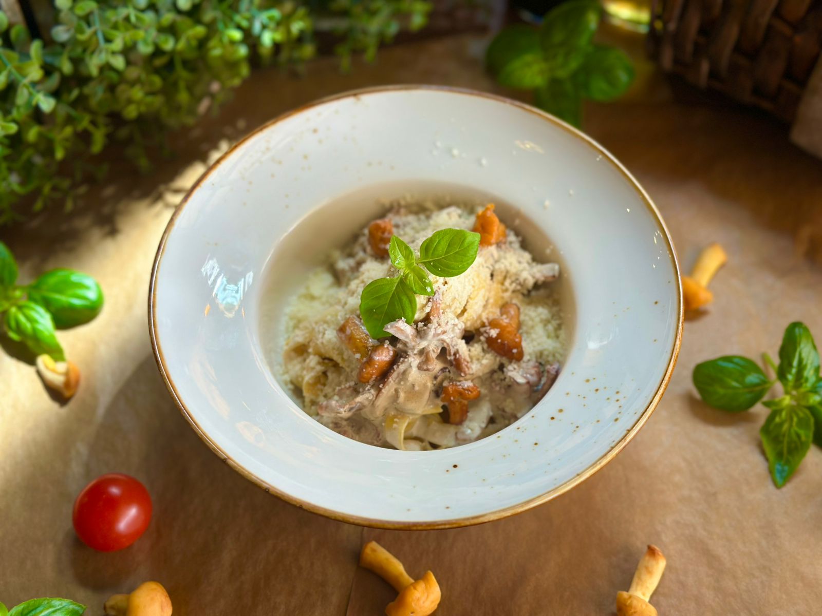 Паста с лисичками