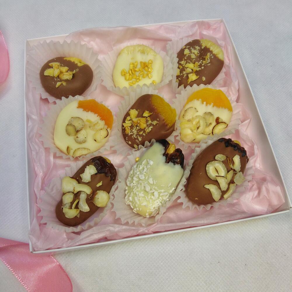 Сухофрукты в бельгийском шоколаде н*р 9шт