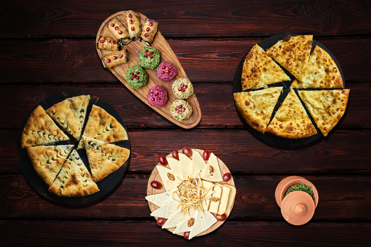 На 4-6 персон "ЛЕГКОЕ ЗАСТОЛЬЕ"