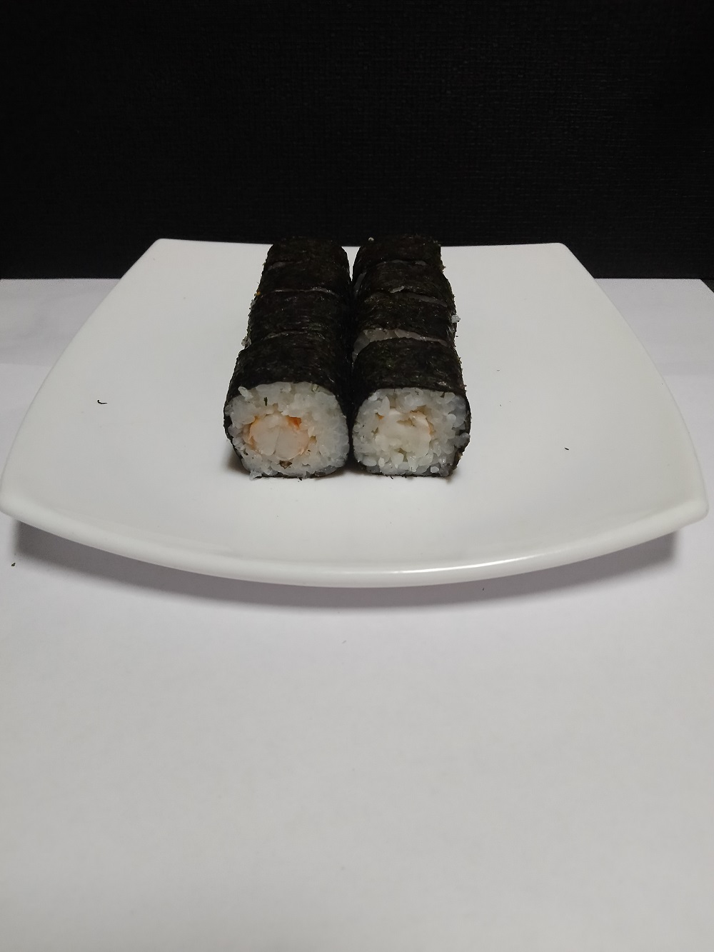 Ролл с тигровой креветкой