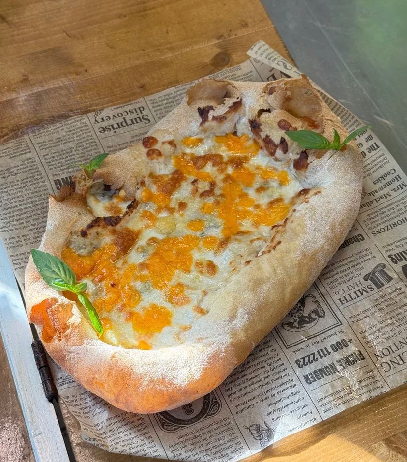 Пицца 4 сыра 