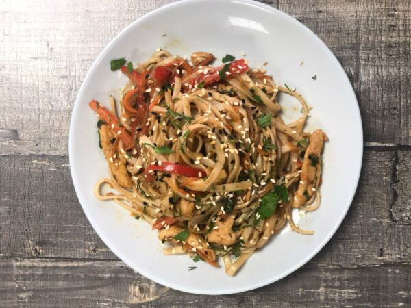 Wok c тигровыми креветками