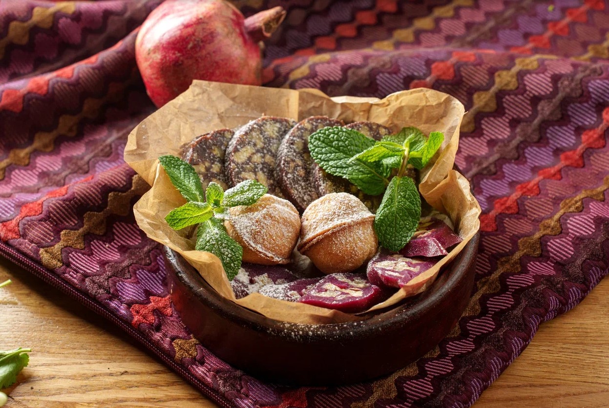 Чайный набор с орешками