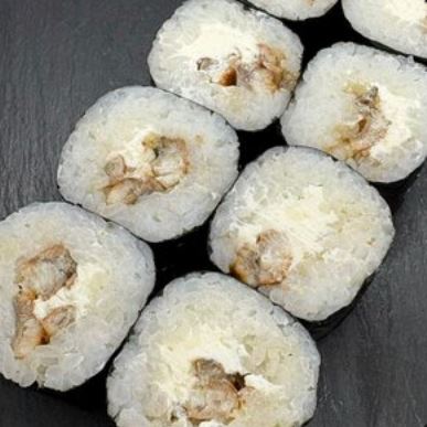 Ролл с сыром и угрем