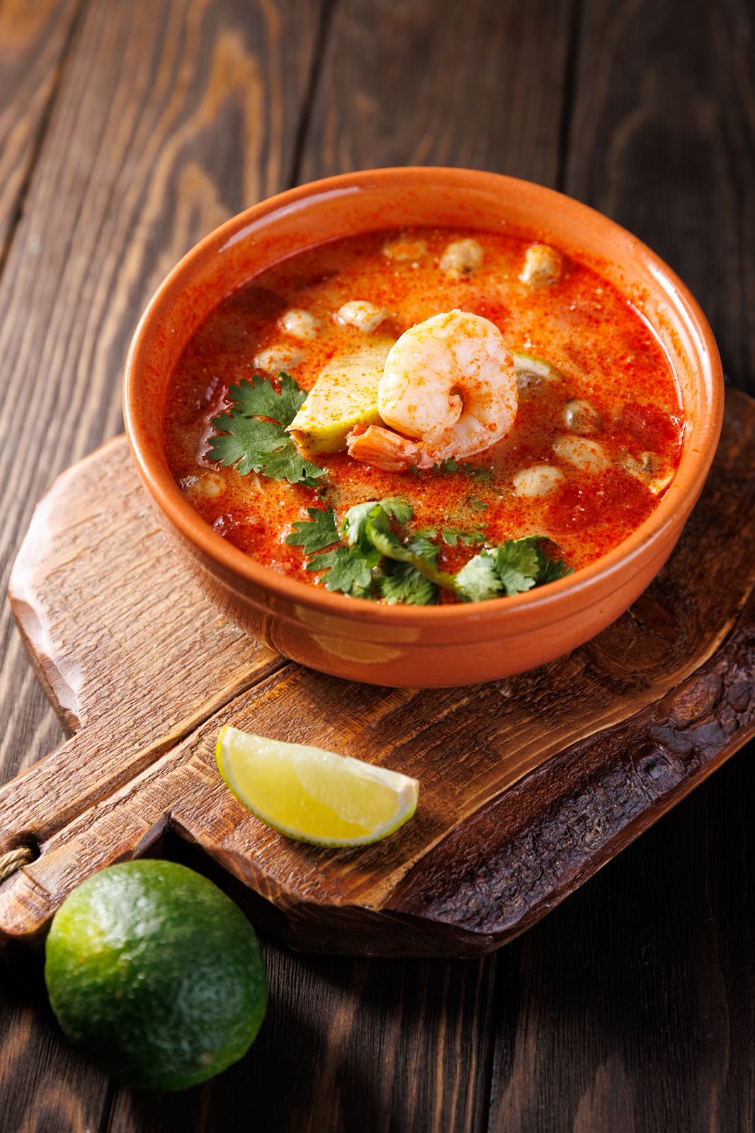 Том ям с морепродуктами 