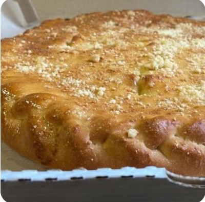 Пирог с черной смородиной 1кг (сдобное тесто)