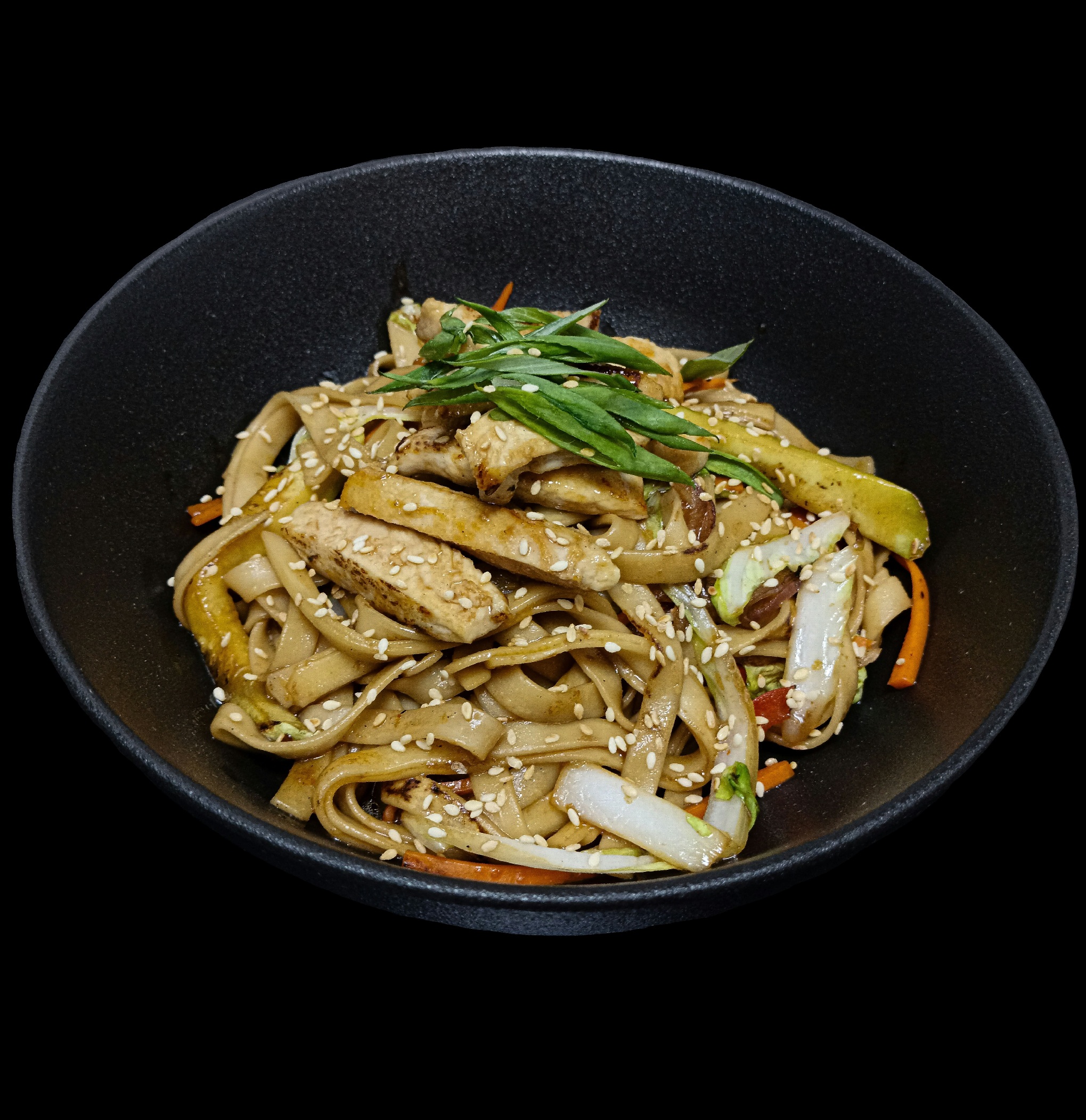 Удон с курицей фирменный