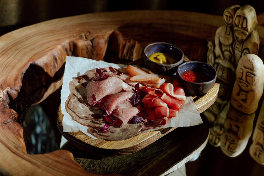 Мясная нарезка