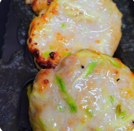 Оладьи куриные с цукини на кефире