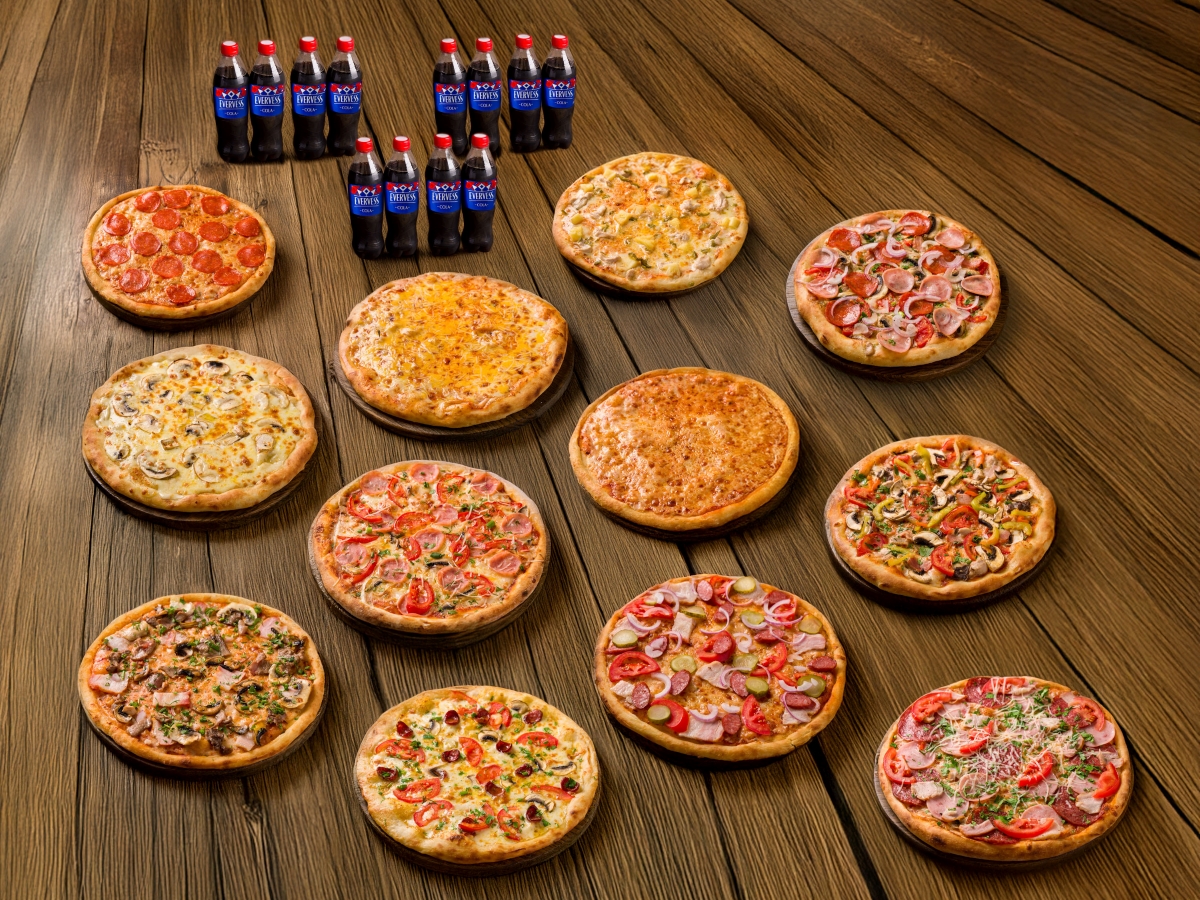 Сет XXL 12 пицц и Evervess Cola 12 шт