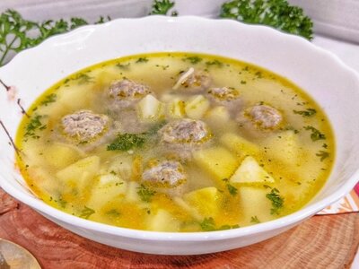Суп с фрикадельками