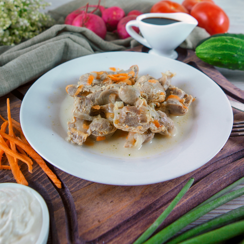 Куриные желудки в соусе