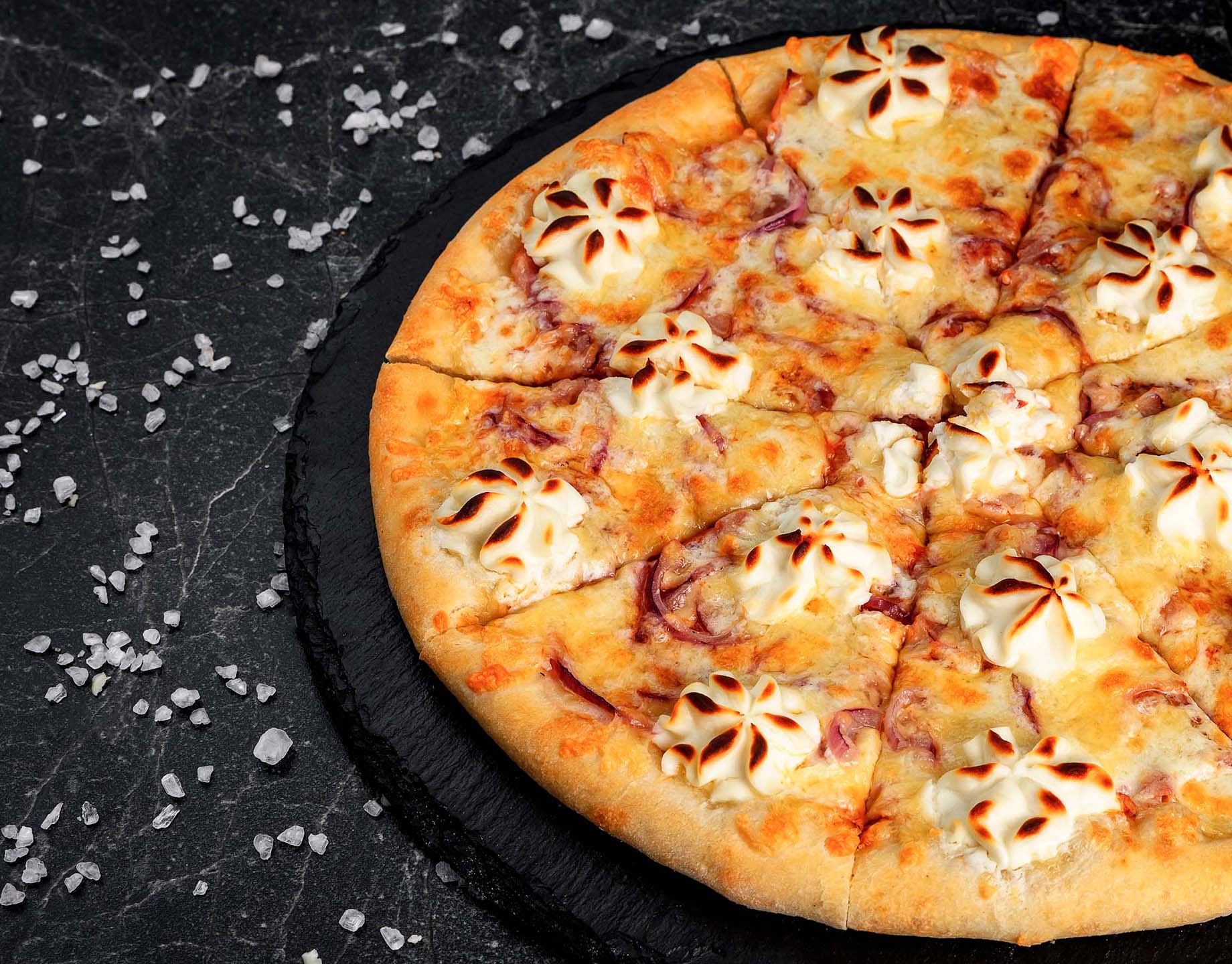 Пицца с беконом и сыром Филадельфии 30см