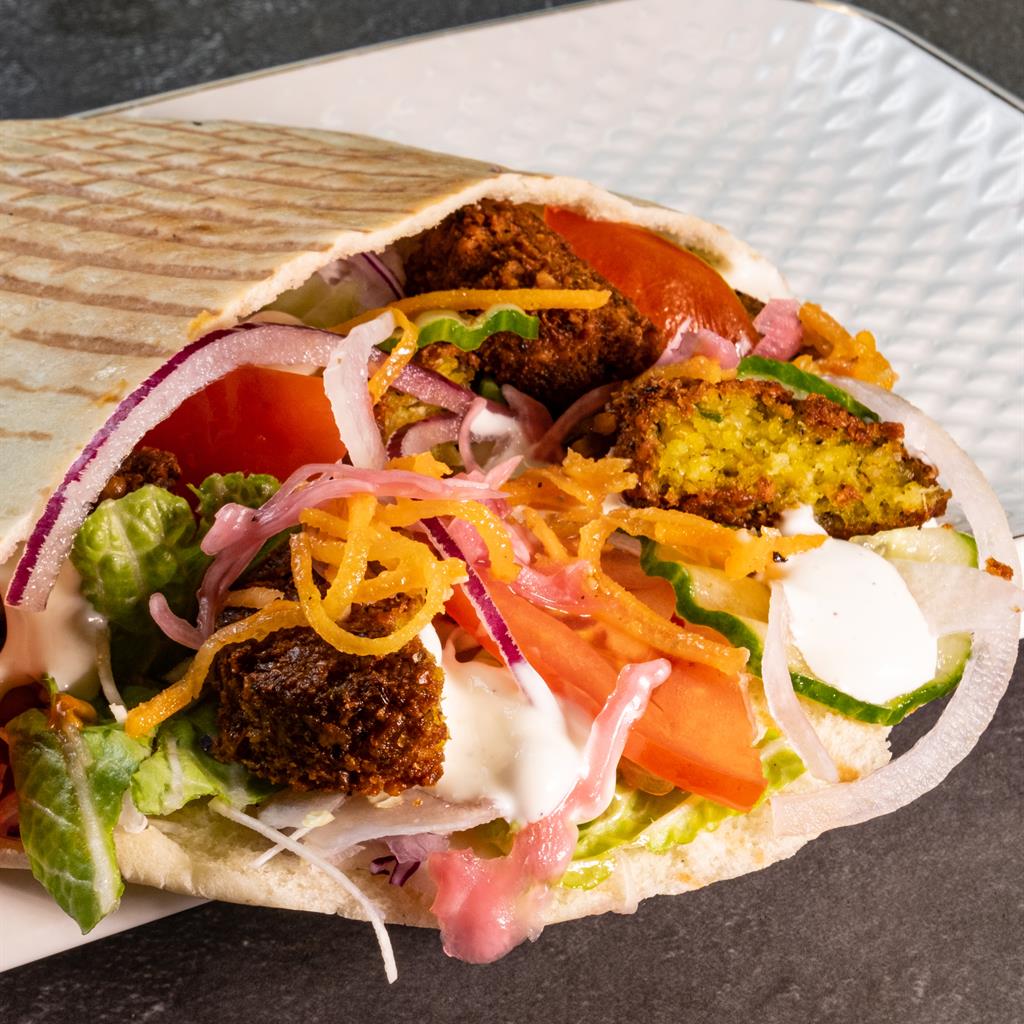 Шаверма с фалафелем в пите