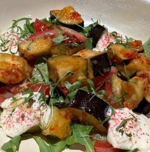 Салат с баклажаном и муссом из сыра фета