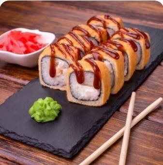 Жаренный с курицей 8 шт