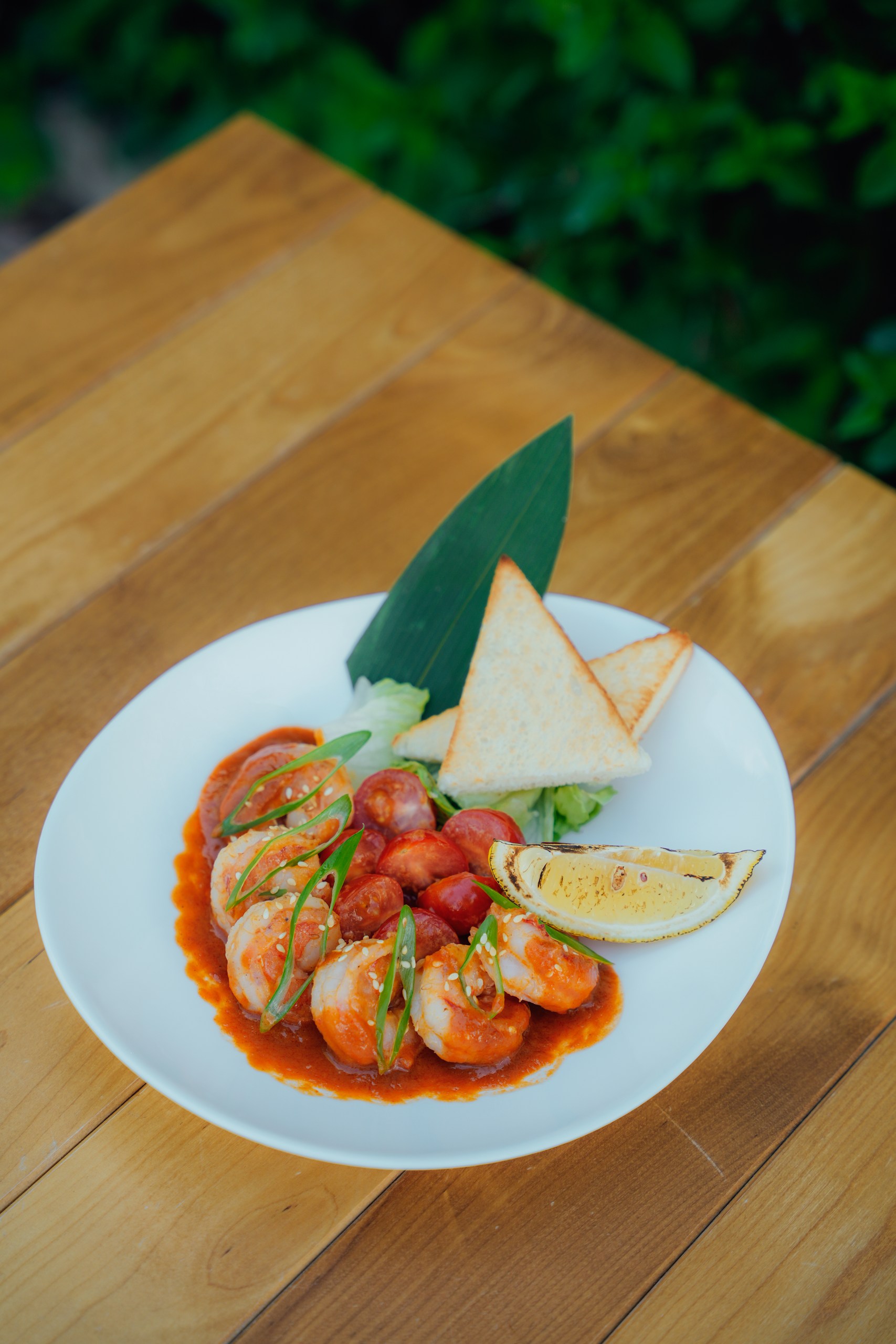 Тигровые креветки в соусе Том Ям