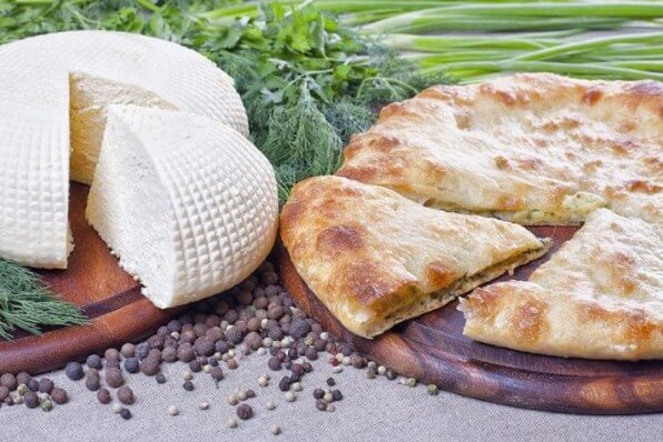 Пирог с индейкой и сыром 800г