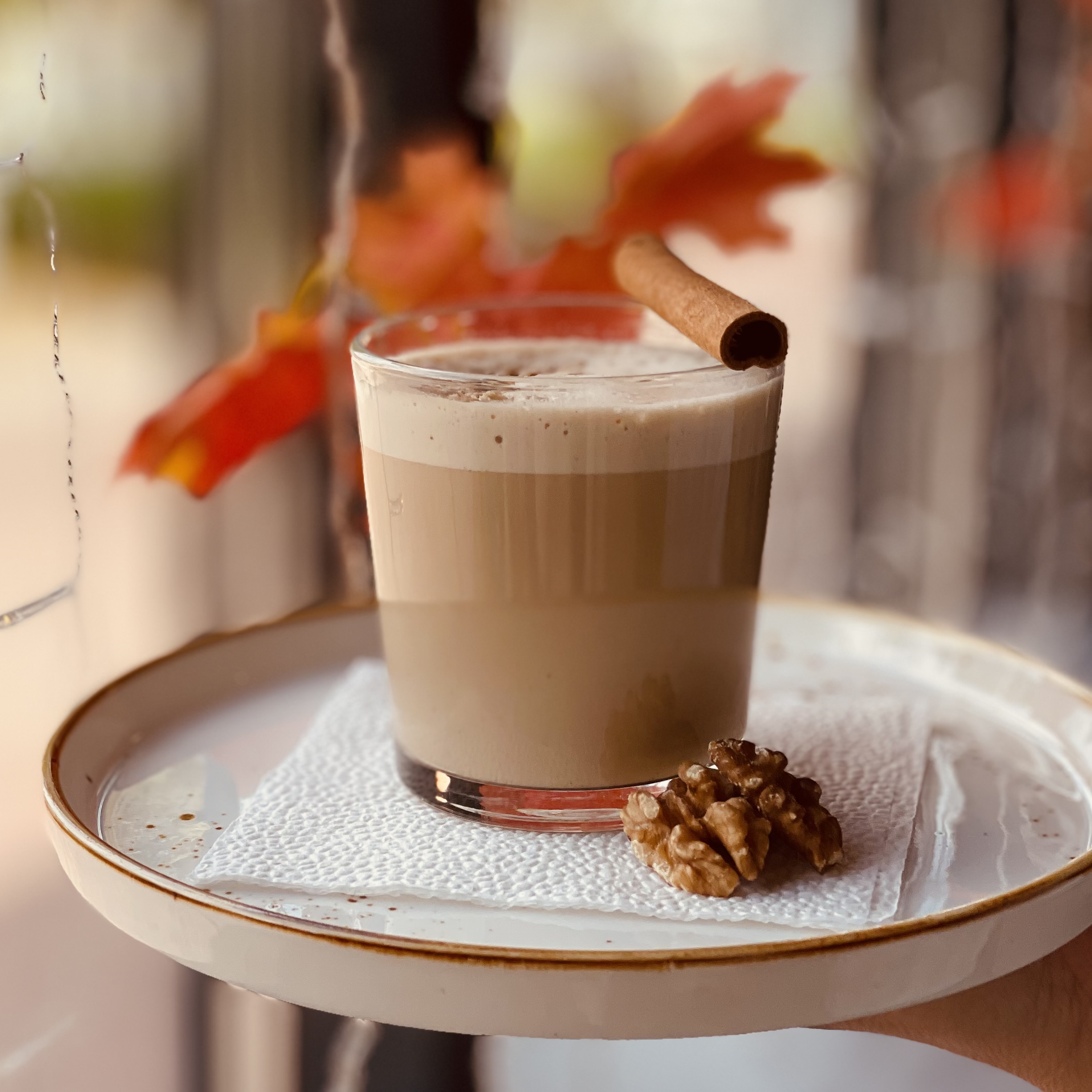 Латте с кленовым сиропом и грецким орехом 450 мл