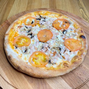 Пицца с курицей