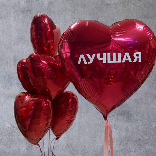 Шары сердца, красное сердце