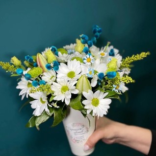 Композиция в стаканчике "летний миг"