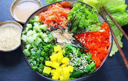 Поке с лососем