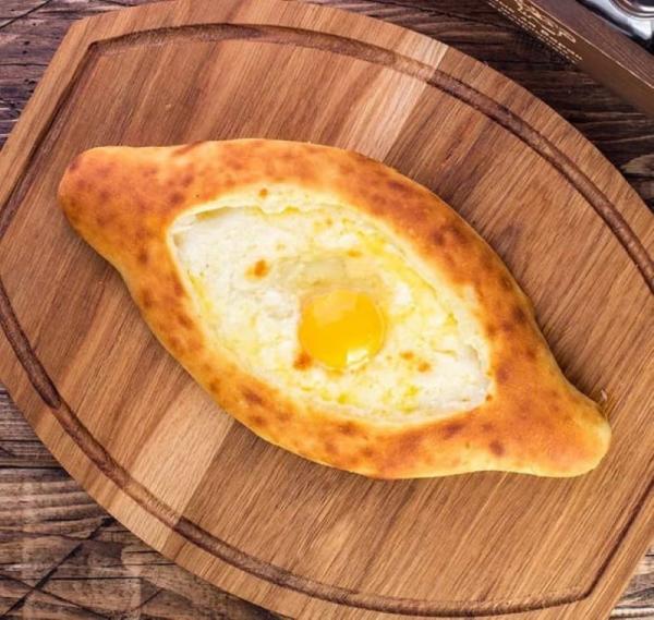 Хачапури по-аджарски