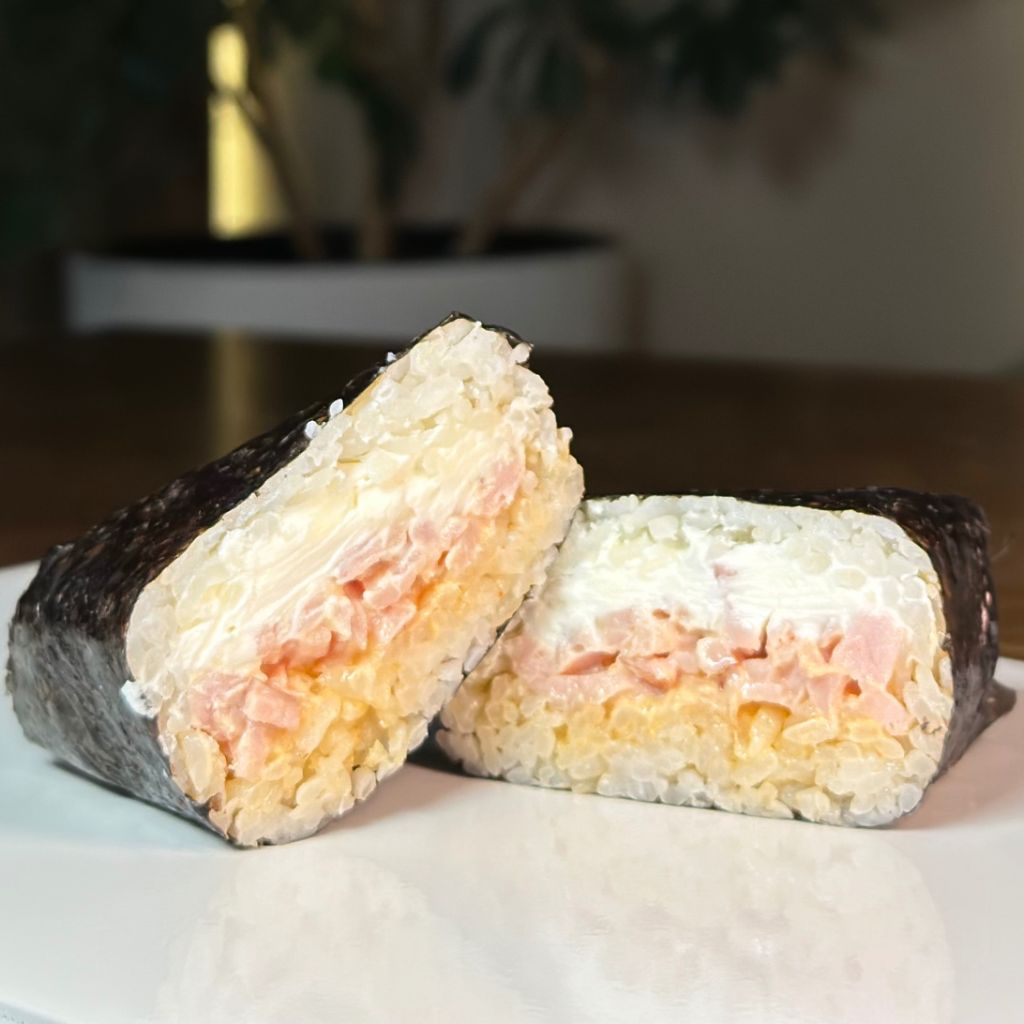 Онигири с беконом