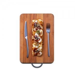 Рулет из яиц с угрем