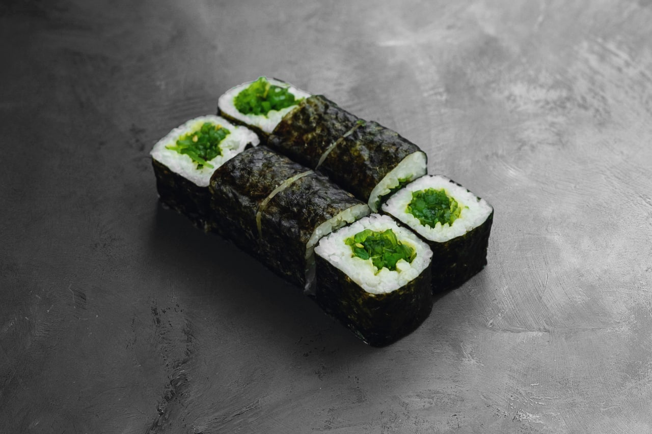 Ролл с чукой