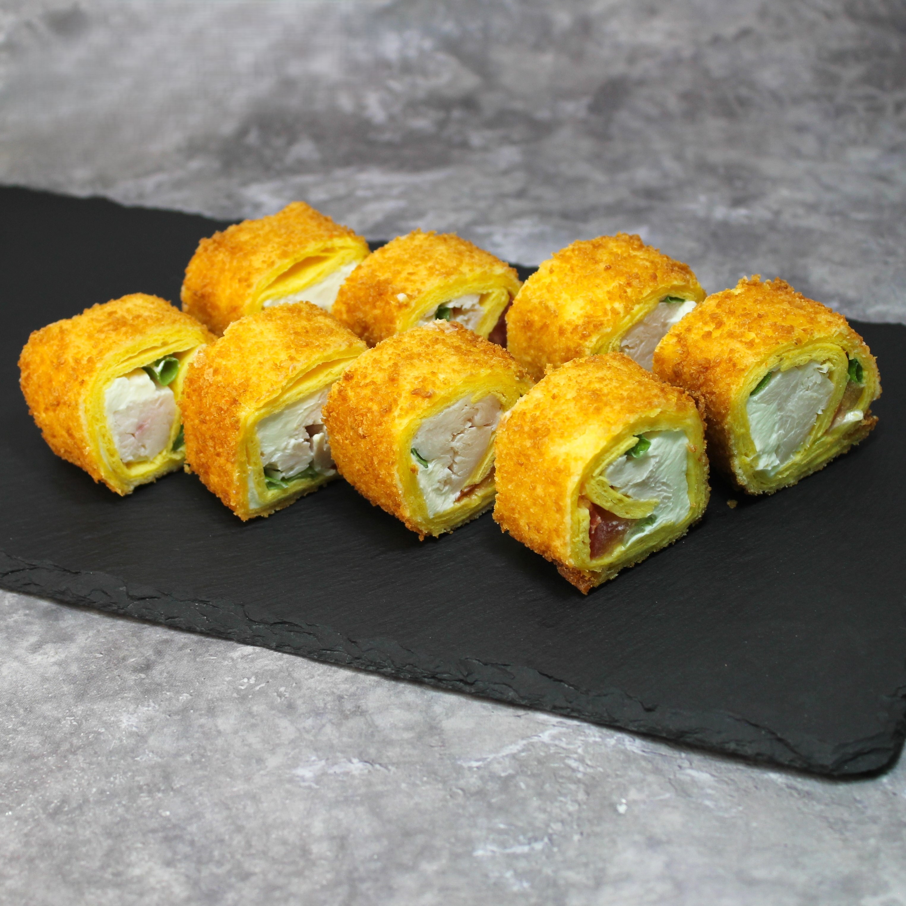 Жареная тортилья с курицей