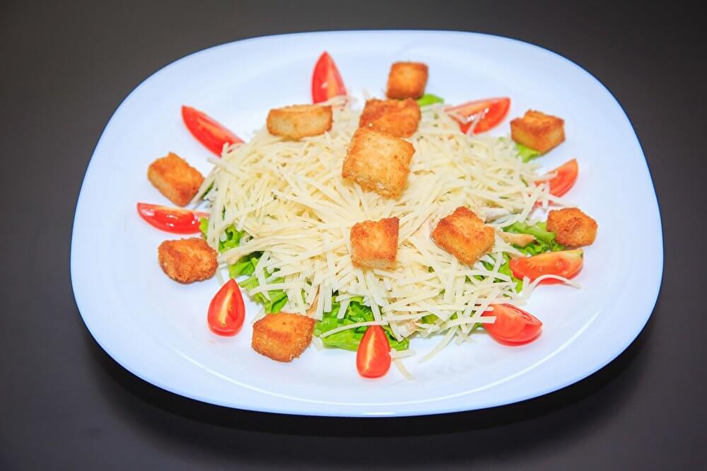 Цезарь с курицей