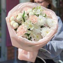 Букет «Кремовый чиз» диантусы с альстромериями