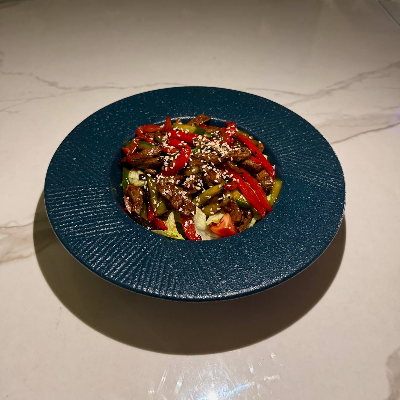 Тёплый с говяжьей вырезкой