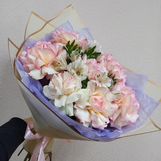 Букет "Мон-Сен-Мишель" с французскими розами