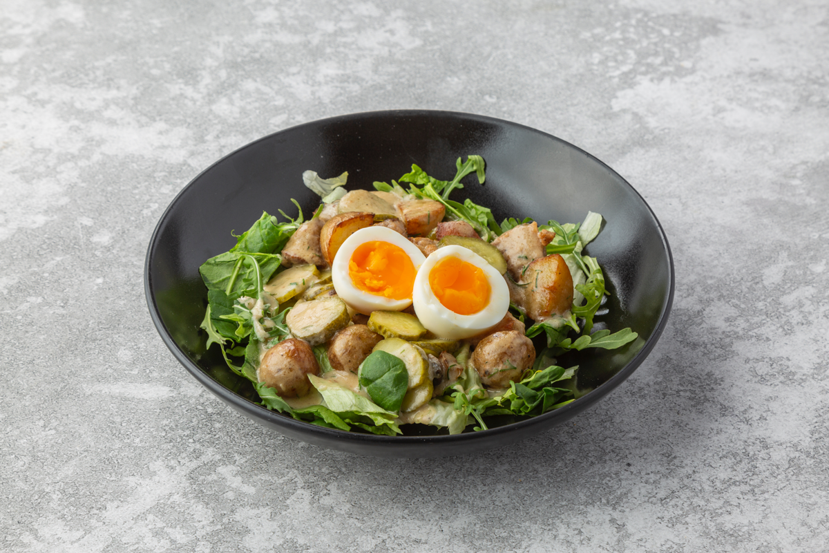 Тёплый салат с тамбовским окороком