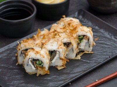 Бонито с угрем