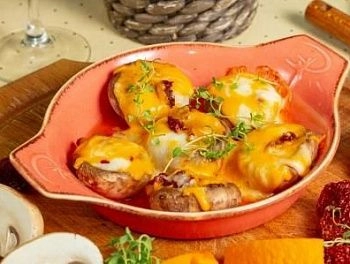 Шампиньоны с сыром