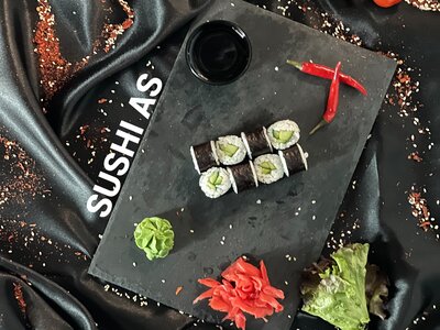 Ролл с огурцом