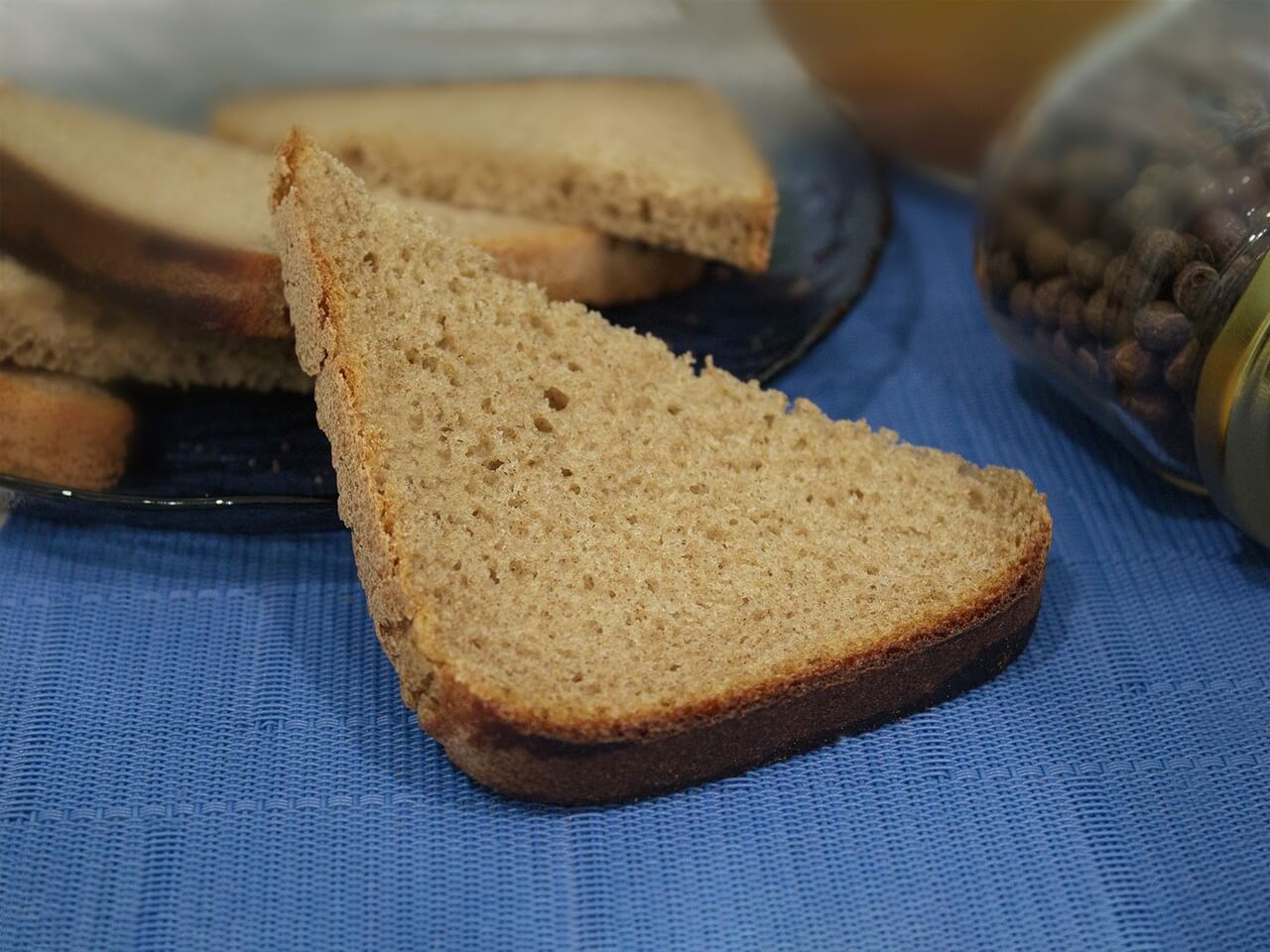 Кусочек ржаного хлеба