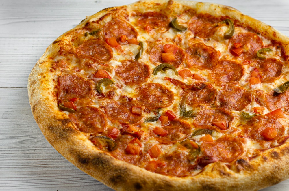 Острый пепперони 23 см