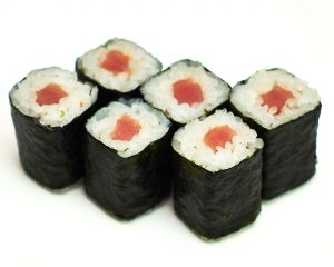 Ролл с тунцом ( Текко маки)