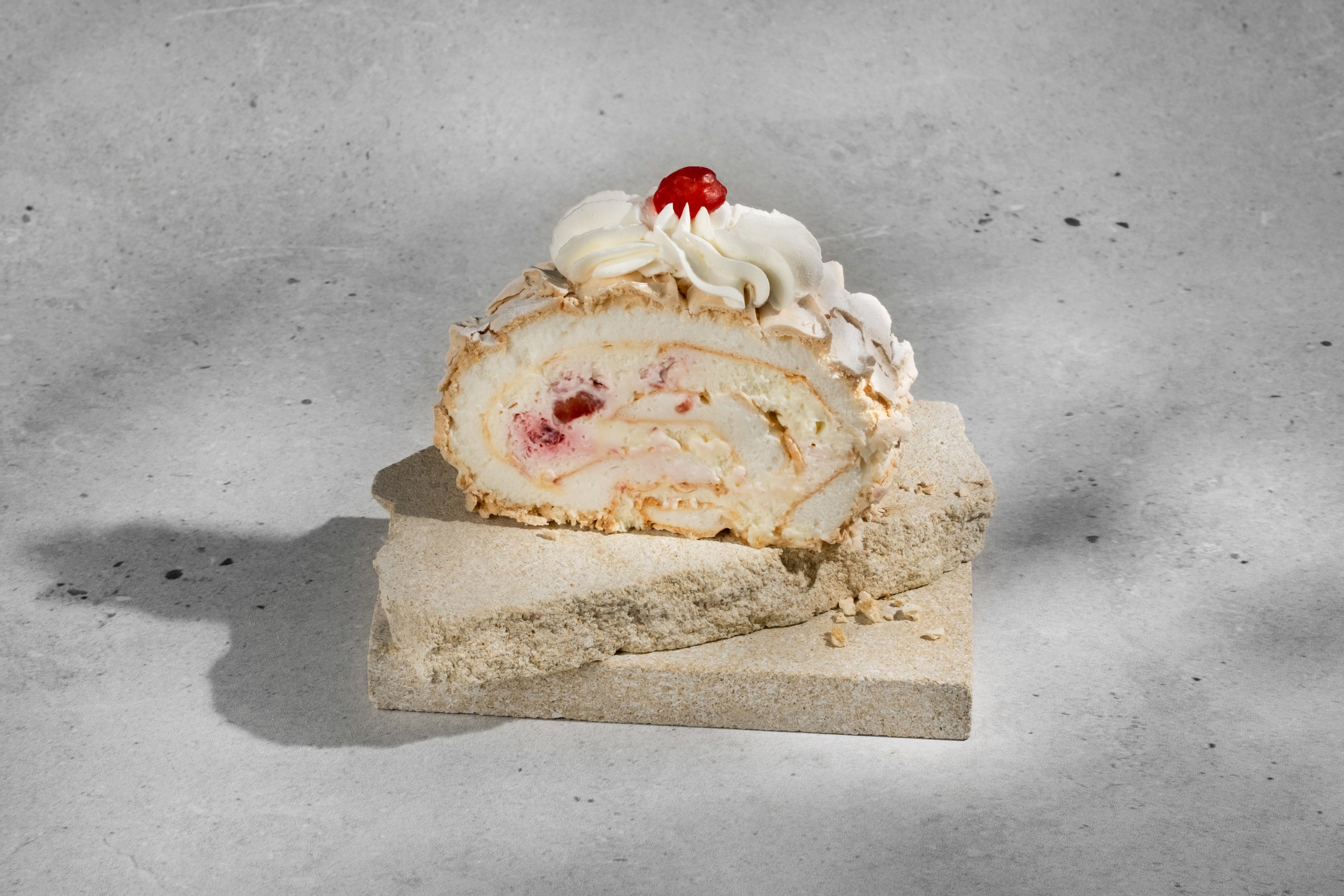 Меренговый рулет