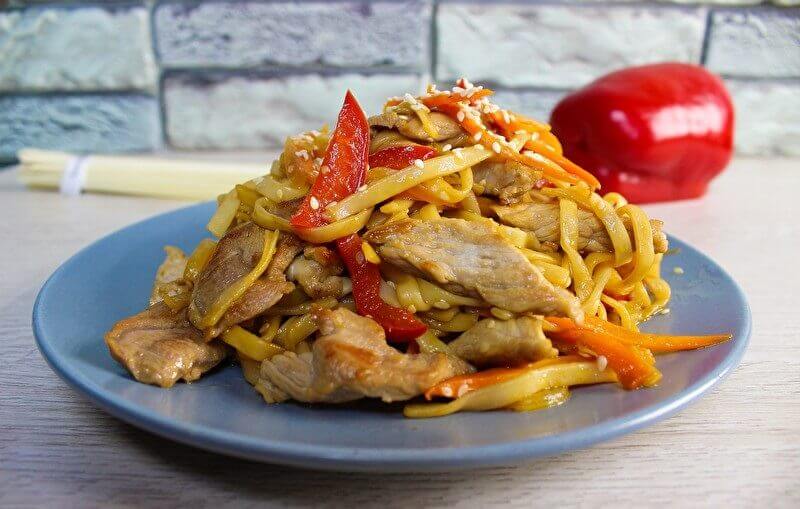 WOK со свининой