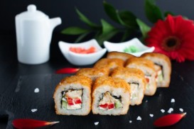 Ролл Горячая курочка