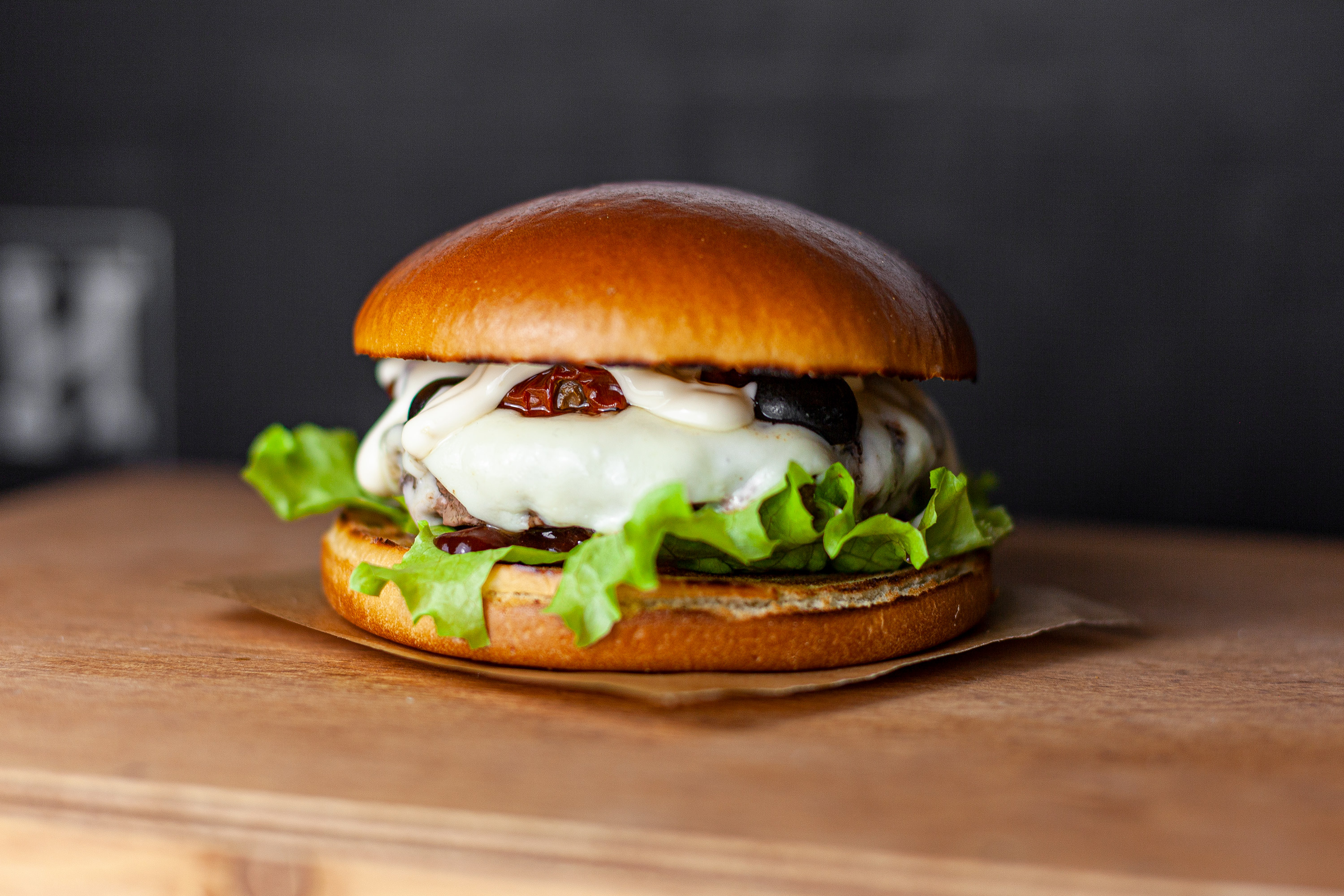 Бургер Аморе Итальяно и фри