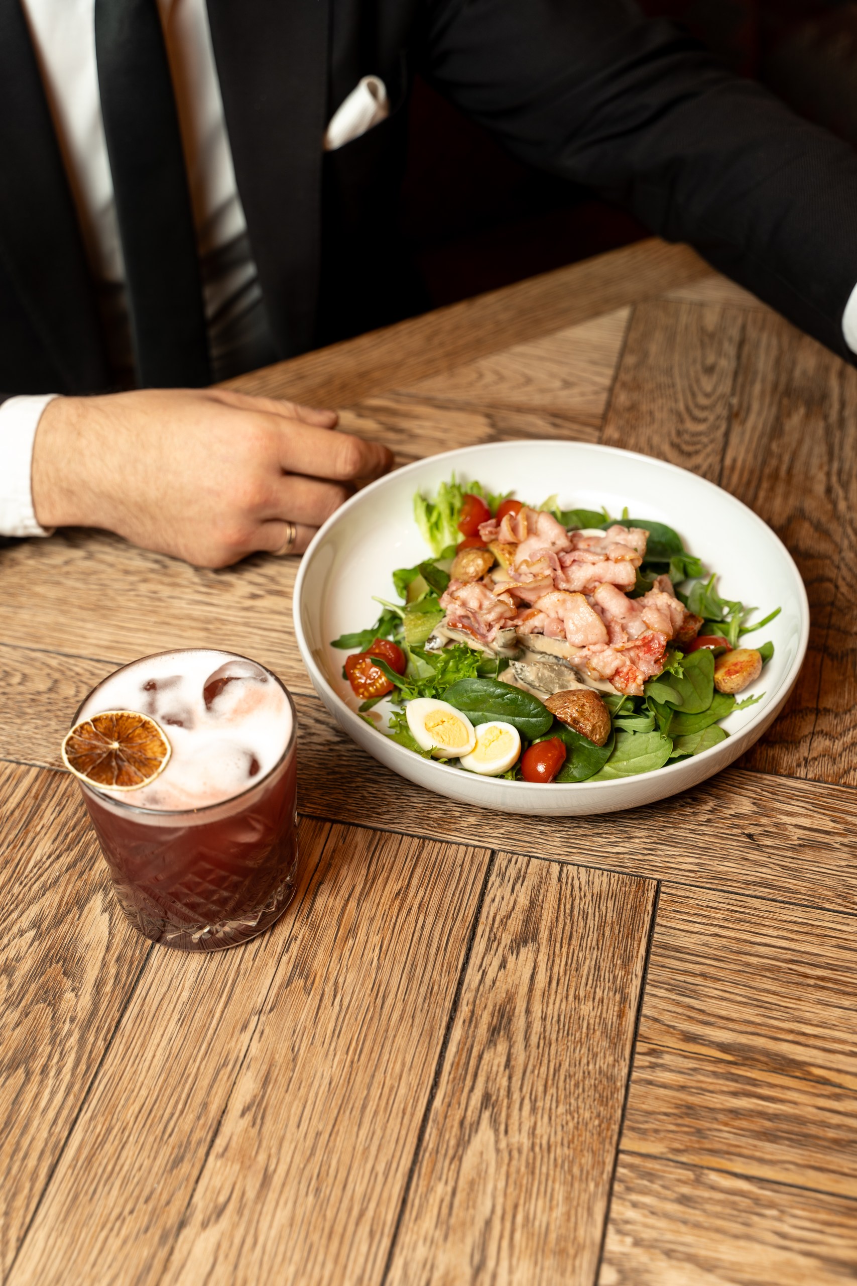 Салат с беконом и картофелем