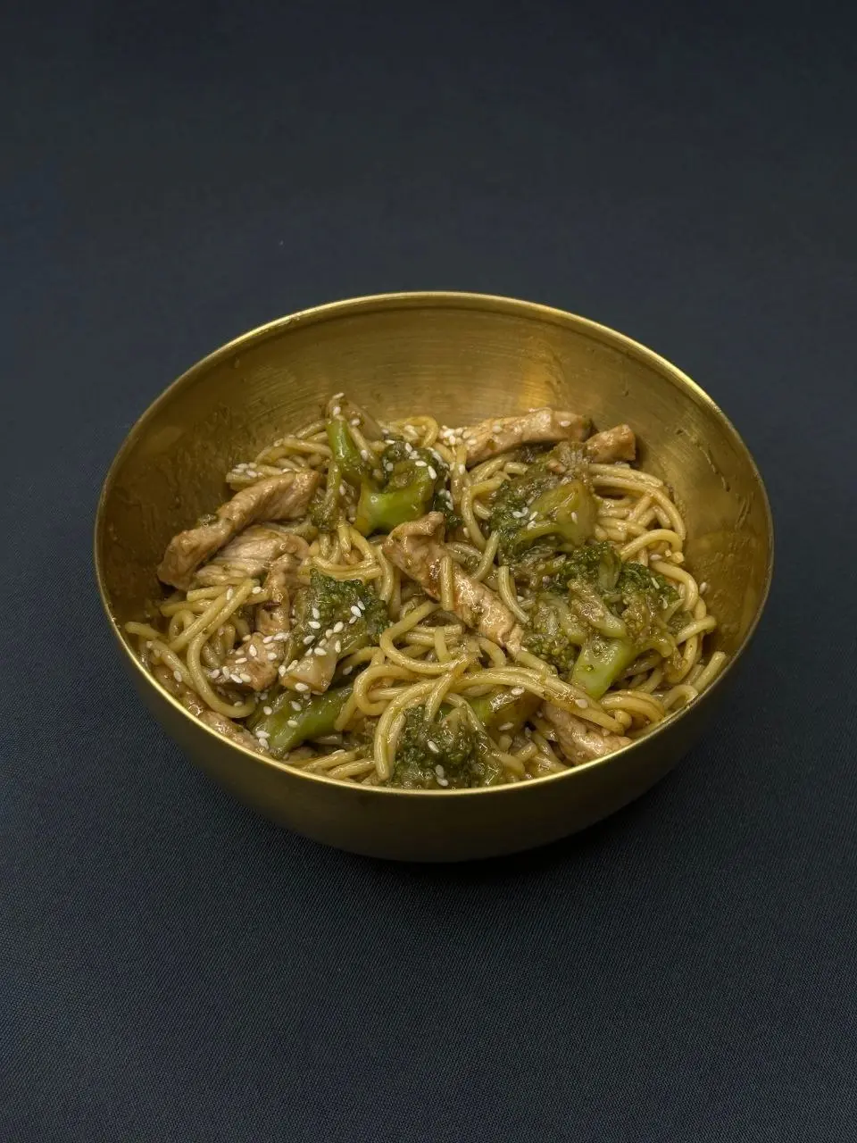 Яичная со свининой и брокколи в терияки